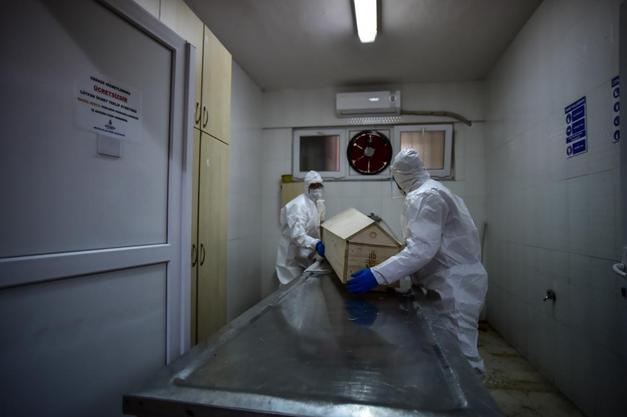 Koronavirüs cenazeleri İstanbul'da görüntülendi