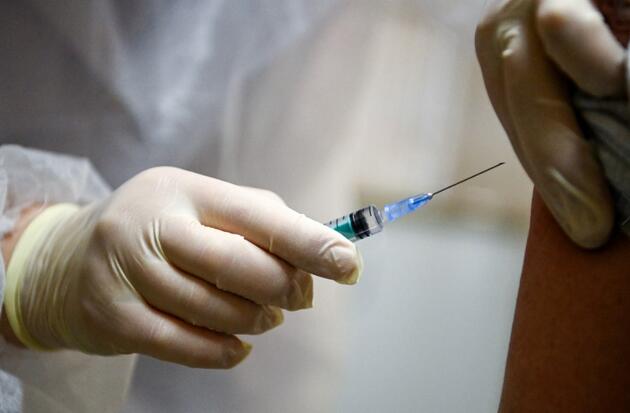 Uzmanlar Çin aşısı yaptırmak için sırada!