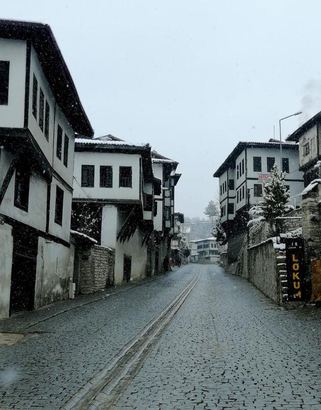 osmanlı şehri safranbolu'dan eşsiz 'kar' manzarası