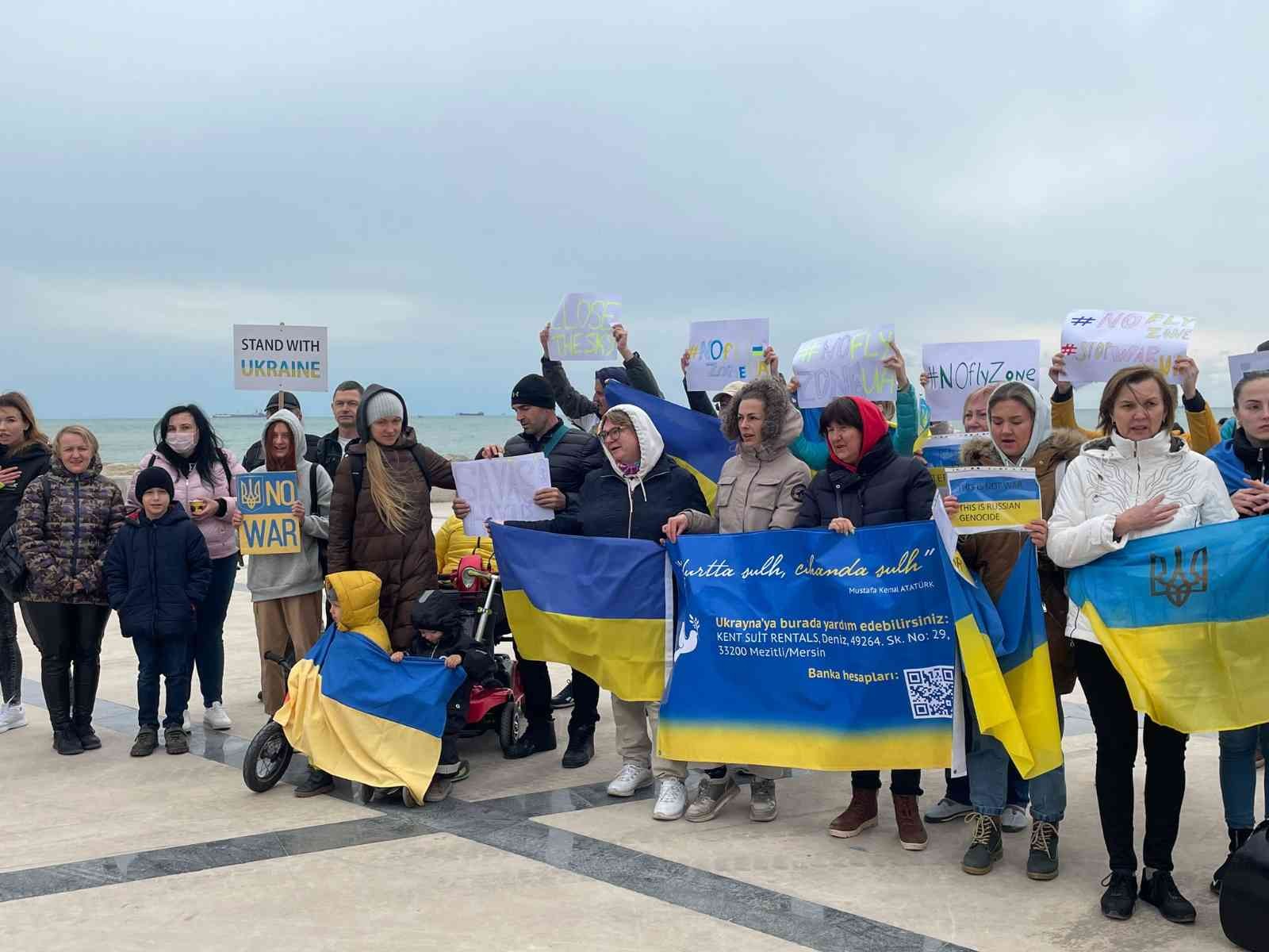 mersindeki ukraynalilar rusyanin saldirisini protesto etti 633c579