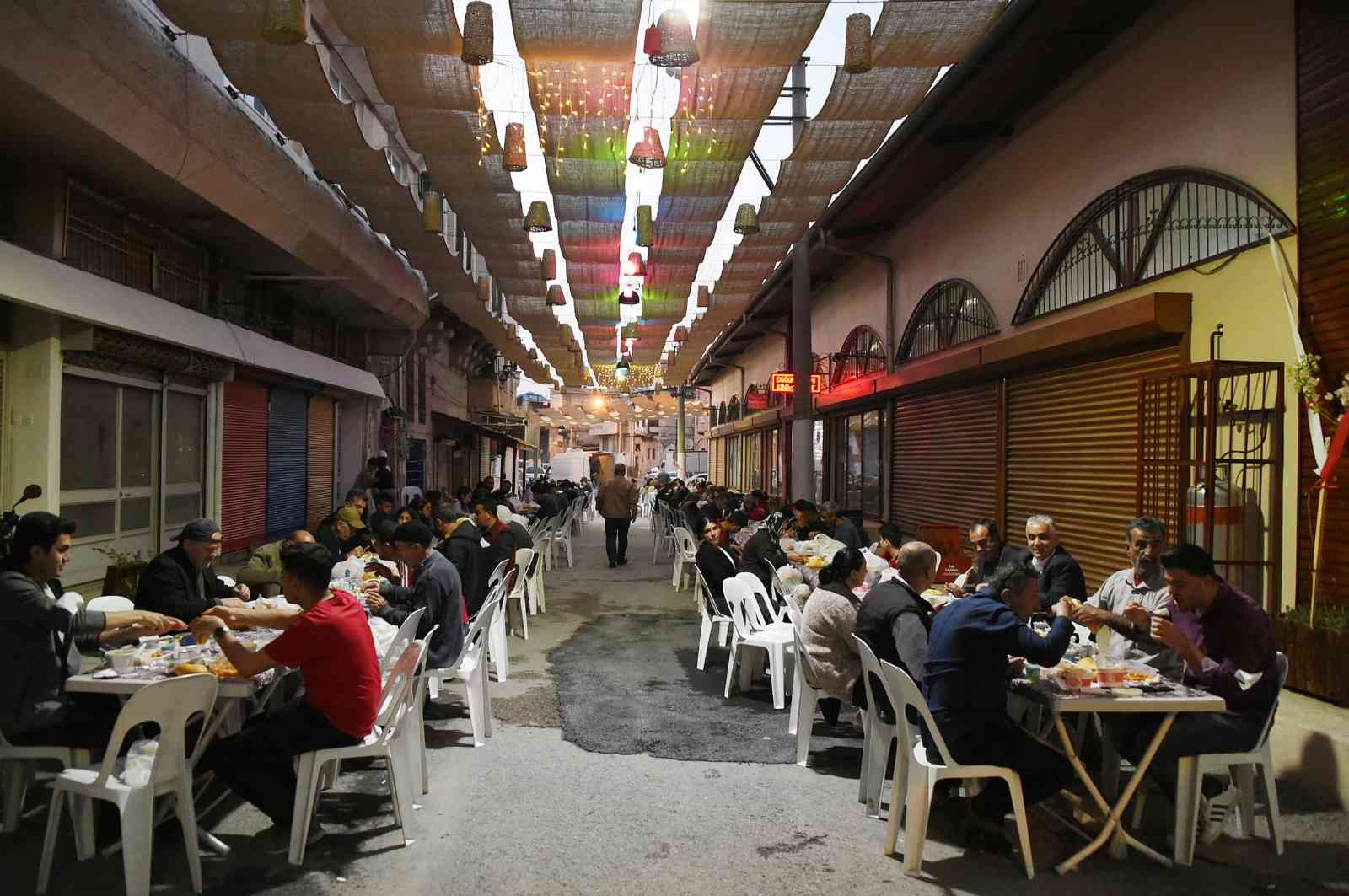 tarsus belediyesinden halk restoranda her gun ucretsiz iftar yemegi 472a848